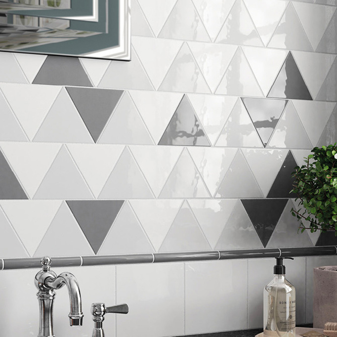 Płytka Equipe Triangolo Dark Grey ścienna połysk 10,8 x 12,4 monokolor szary