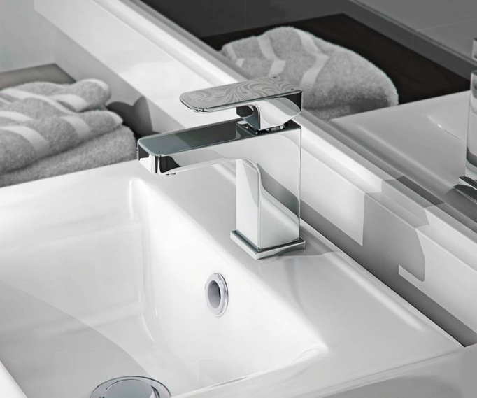 Chrome Washbasin Baterie - Výstup