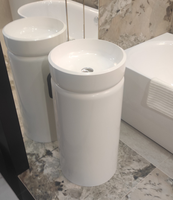 Umywalka wolnostojąca 40⌀ cm czarny mat okrągły Corato Stand DESSI HOME