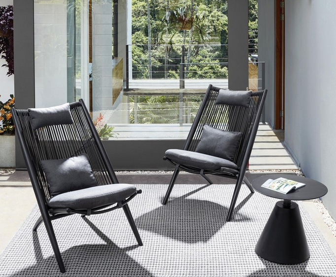 Fotel ogrodowy z poduszkami BOLZANO Acri czarny 66 x 84 x 98 cm - EKSPOZYCJA